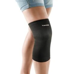 Back On Track Classic Line Therapueutic 2 Way Stretch Knee Brace - Black -Roeckl Sales Store 539805 800 800