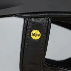 Trauma Void Pardus Smooth Helmet - Black Sand -Roeckl Sales Store 604275 800 800